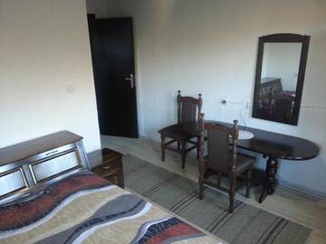 Фото номера Двухместный номер с 1 кроватью и видом на горы Загородные дома Guest House Vesko &amp; Suzi г. Ковачевица 13
